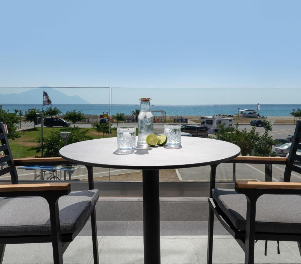 Sky Luxury Suites Sarti Exterior foto