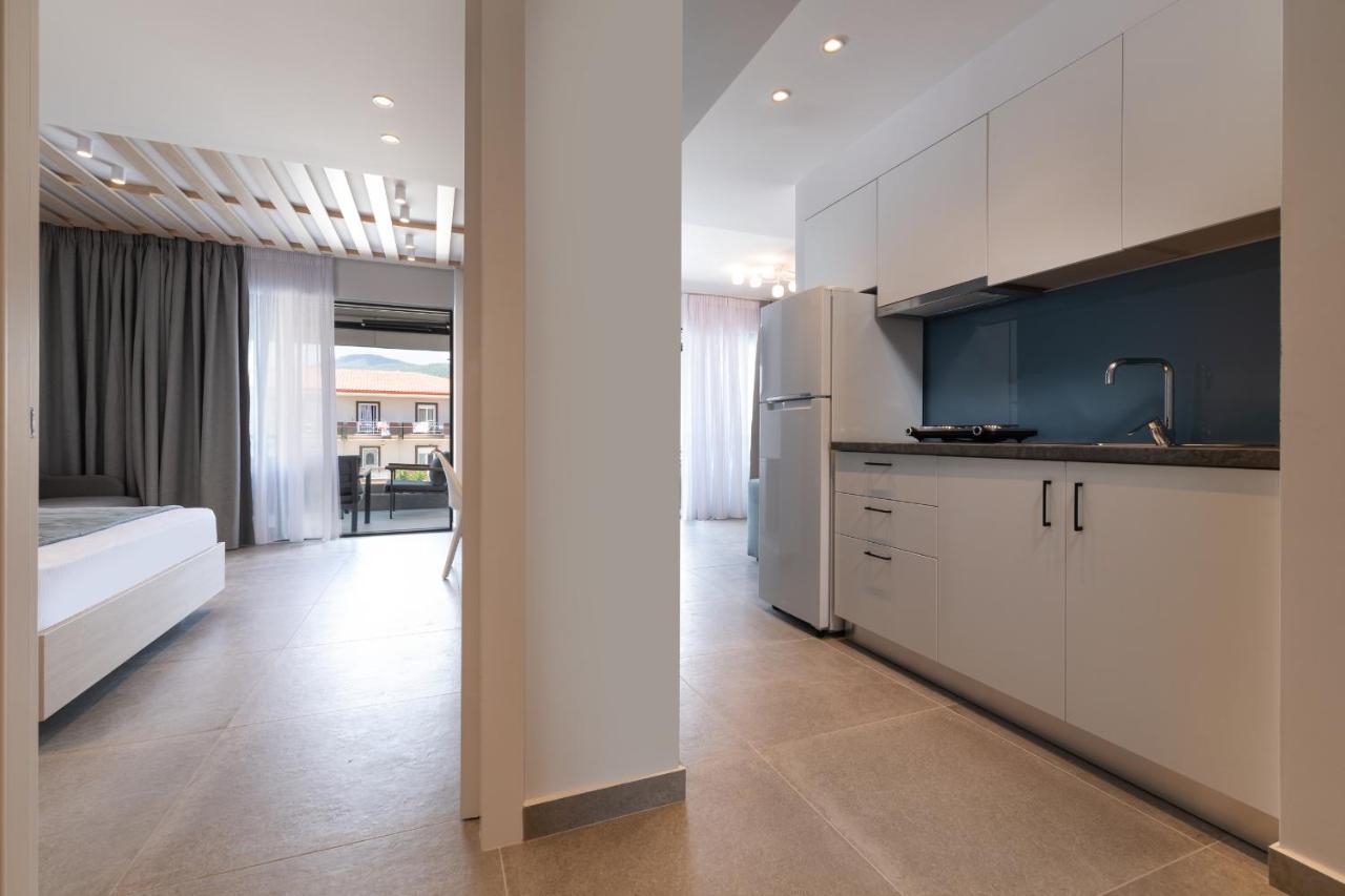 Sky Luxury Suites Sarti Exterior foto